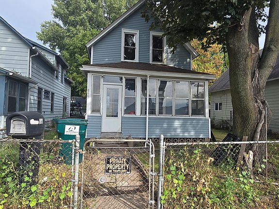 2nd image of 866 Duluth St
