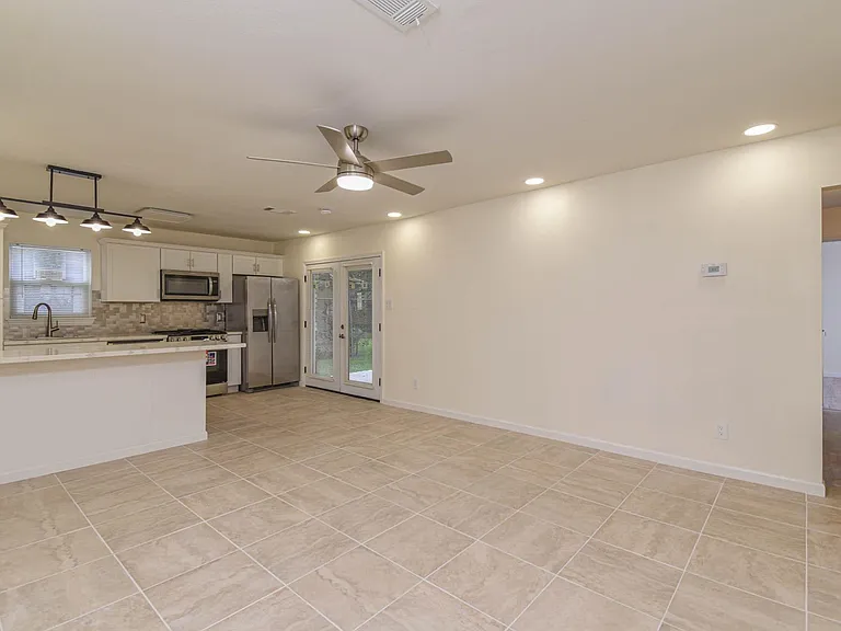 5003 Denoron Dr — Photo 8