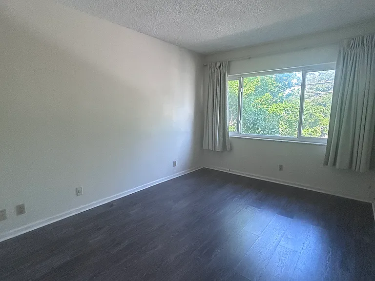 5700 NE 22nd Way #324 — Photo 11