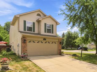 7713 Lake Vista Ln, Indianapolis, IN 46217