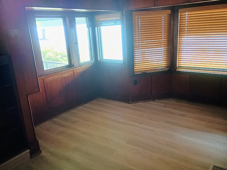Den (Or Third Bedroom Or Office)