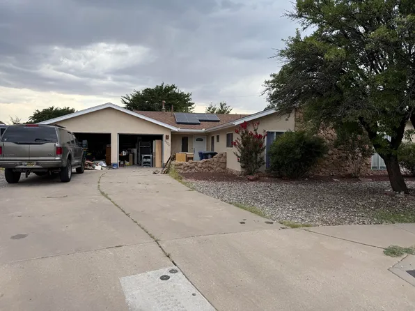 1308 Evelyn Ct NE, Albuquerque, NM 87112