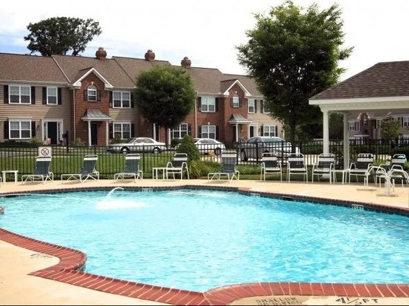 100 Wickshire Cir #319