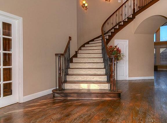 3rd image of 2043 Sundown Dr