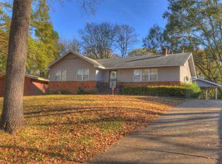 2916 Bannockburn Rd, Memphis, TN 38128