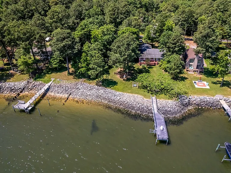 496 Bay Quarter Dr — Photo 18