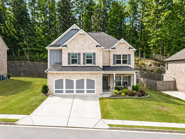 2051 Harvester Ln, Buford, GA 30518