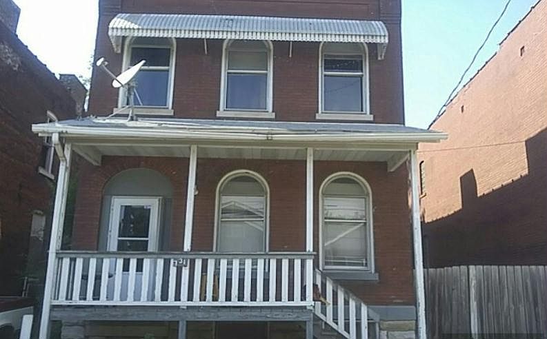 1st image of 731 Thrush Ave