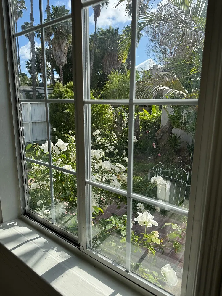 14550 Moorpark St — Photo 3