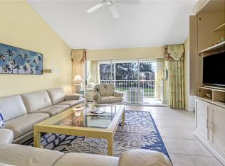 6860 Dennis Cir #K-202, Naples, FL 34104