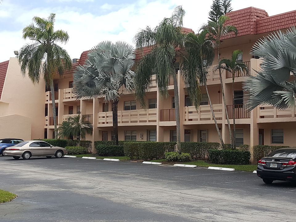 1st image of 14790 Bonaire Boulevard #109