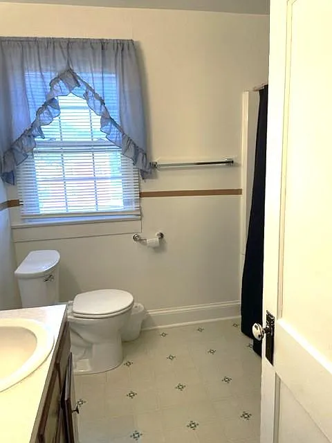 2 bed, 448 sqft, $1,200 — Photo 4