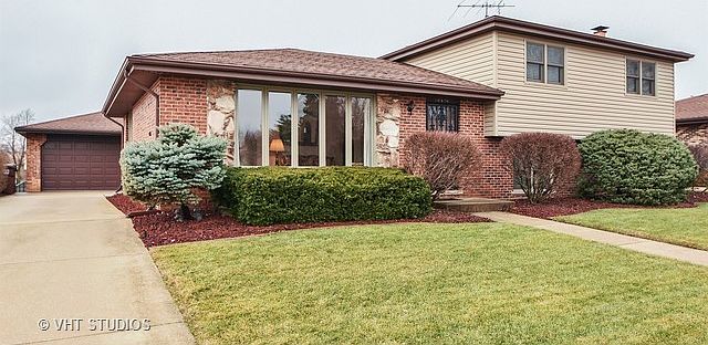 1st image of 16526 Blossom Ln