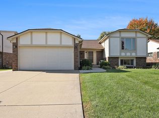 47659 Goldridge Ln, Macomb, MI 48044