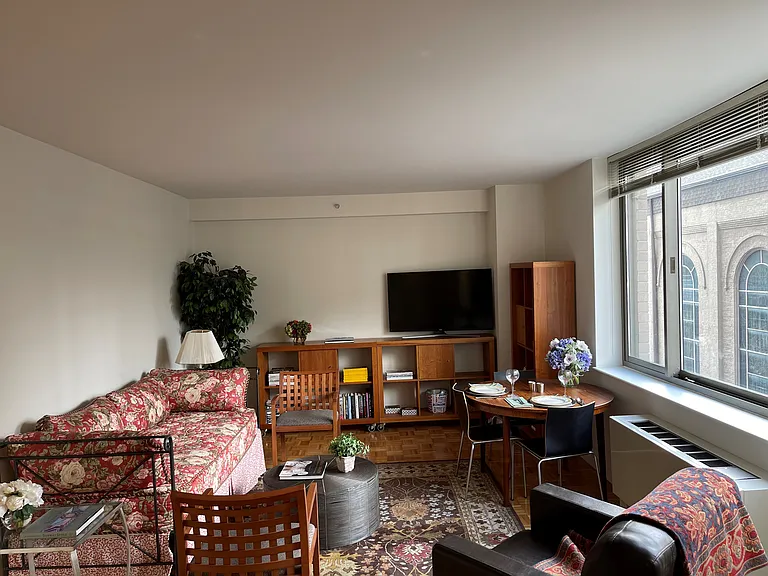 1500 Lexington Ave #8P — Photo 6