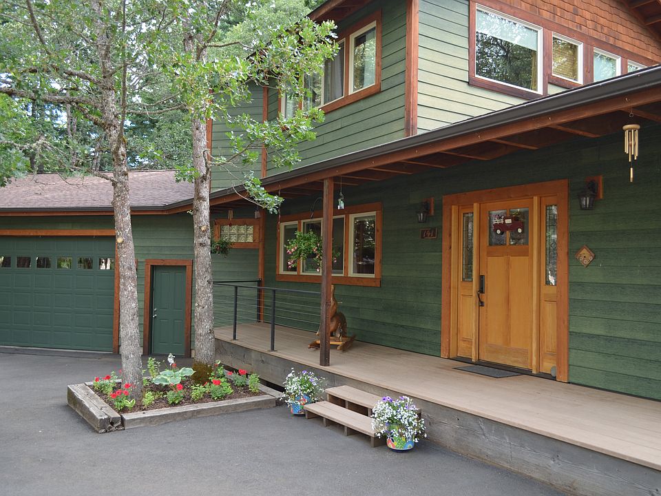 1st image of 141 Cooper Ave