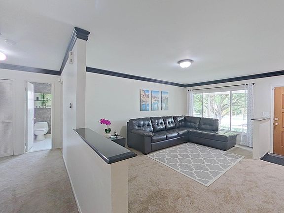 5th image of 24813 Highlands Dr