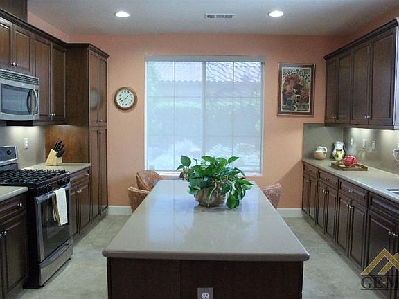 4th image of 6304 Rolling Hills Ln