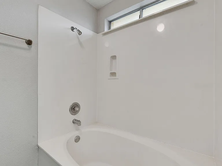 1403 Gulf Way — Photo 16