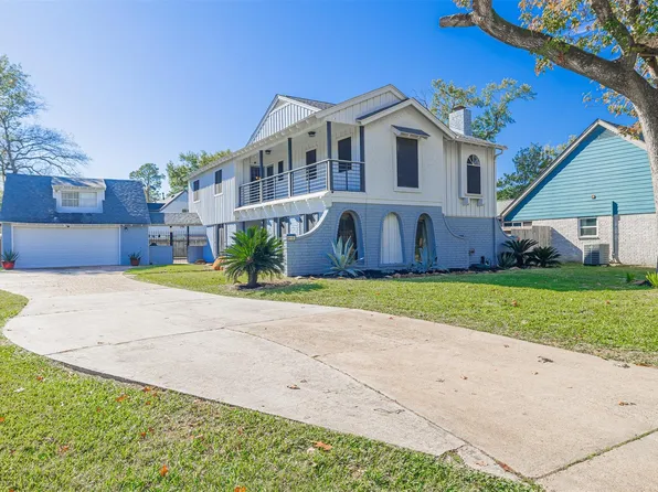 8119 Birchglen Ln, Houston, TX 77070