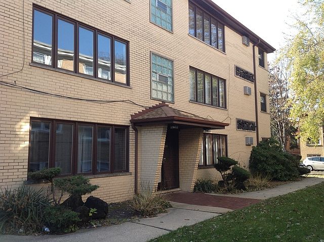 1st image of 2419 N 77th Ave APT 3W