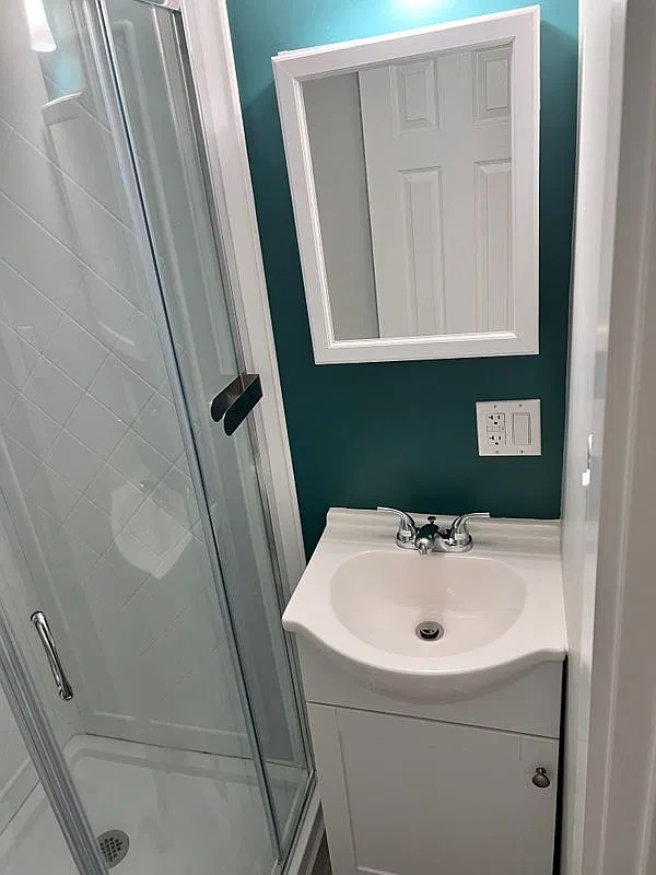 1 bed, 1.0 bath, 624 sqft, $1,200 — Photo 2
