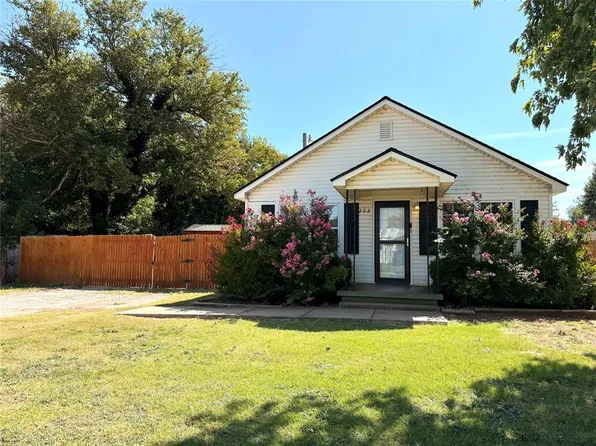 207 S 6th St, Verden, OK 73092