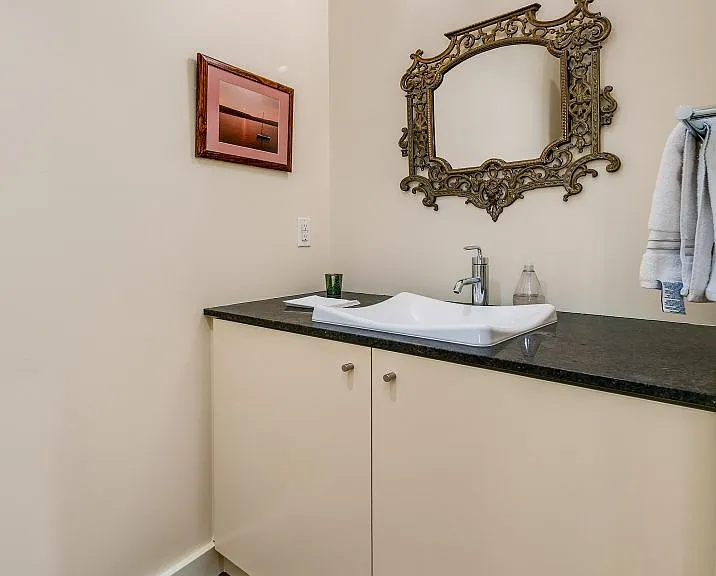 909 5th Ave #2301 — Photo 31