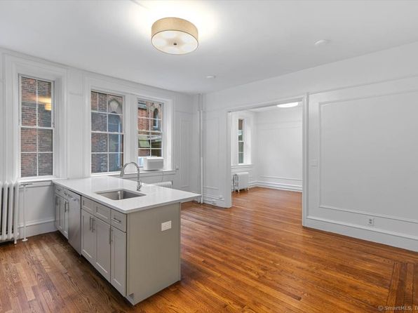 284 Orange St APT 103