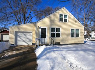 706 Lynn Rd SW, Hutchinson, MN 55350