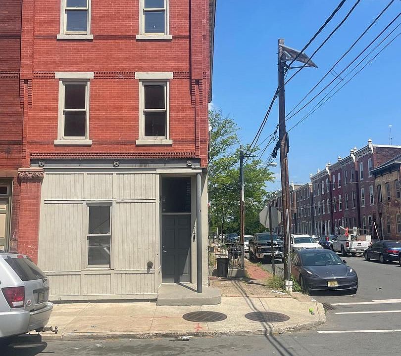 1st image of 102 N Stockton St