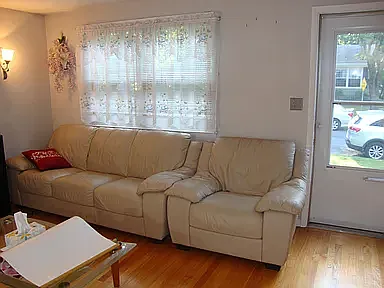 104 Bolton St — Photo 12