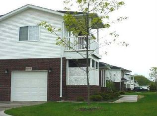5787 Twin Oaks Dr #33, Sterling Heights, MI 48314