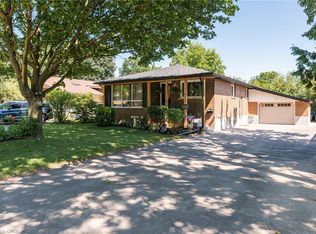 1315 Rosemary Cres, Burlington, ON L7P 2P3