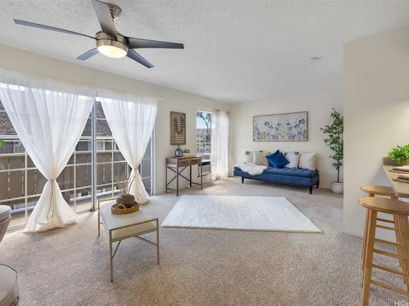 94-1425 Kulewa Loop #33V, Waipahu, HI 96797