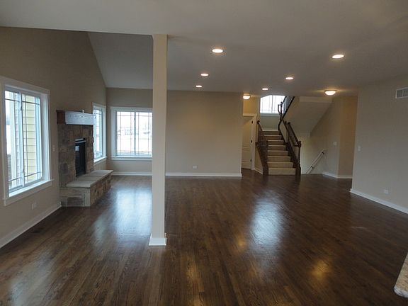 5th image of 25003 W Chalk Hill Cir