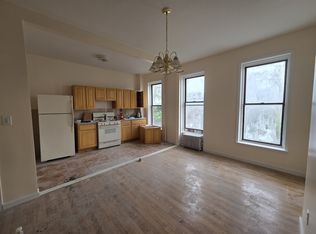 626 Willoughby Ave APT 3, Brooklyn, NY 11206