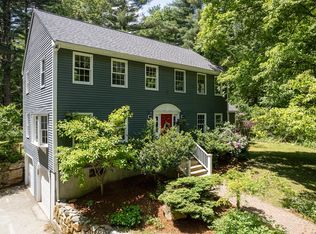 92 Clinton St, Hopkinton, MA 01748