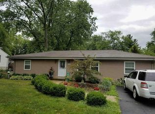 113 Iris Rd, Darien, IL 60561