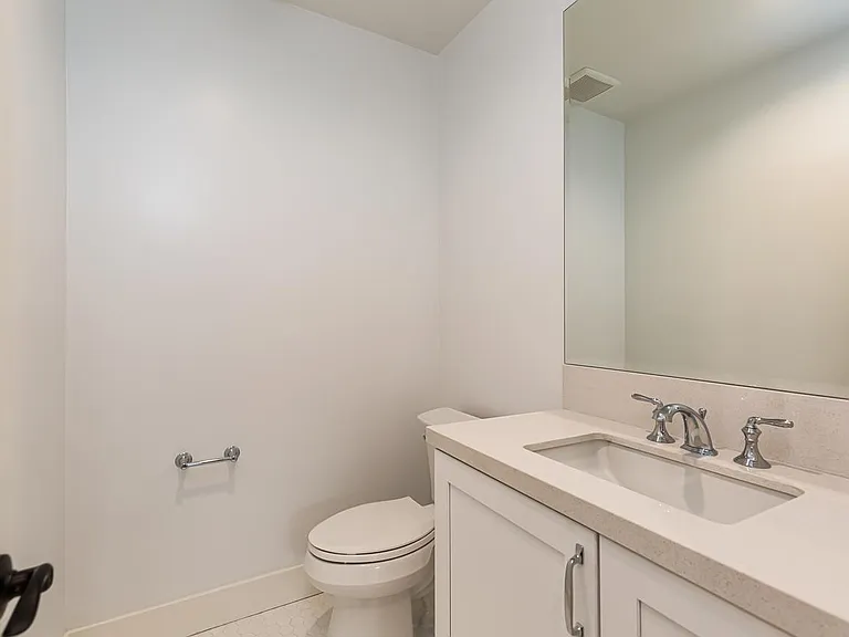 1438 Hornblend St — Photo 10