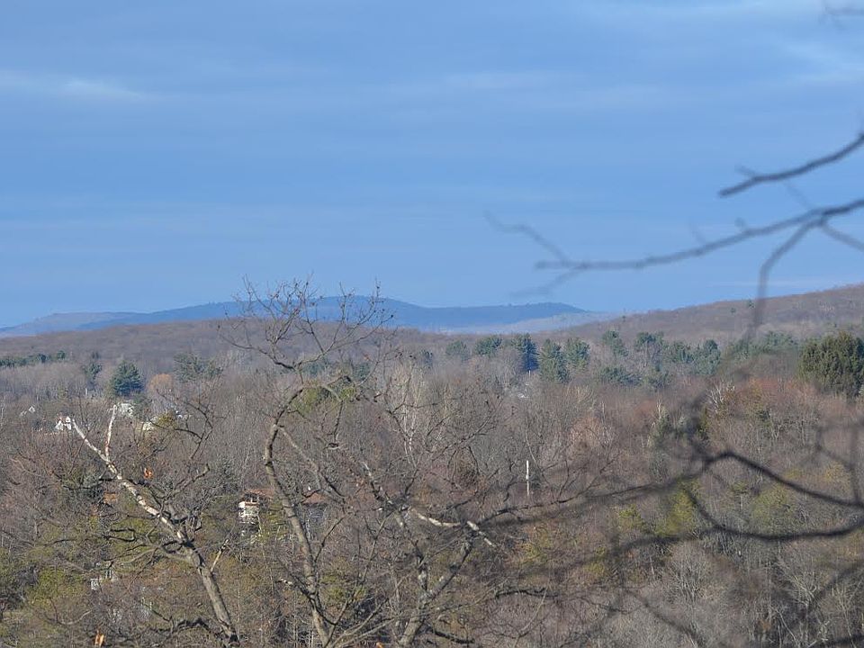 2nd image of 44 Slate Rock Rd