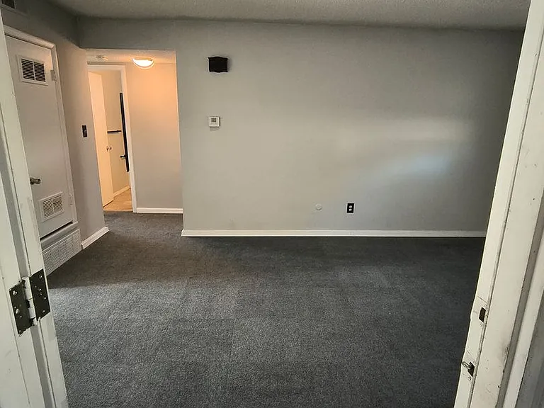 8201 Spring Valley Rd — Photo 15