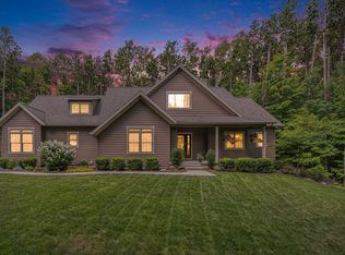 6425 68th St SE, Caledonia, MI 49316