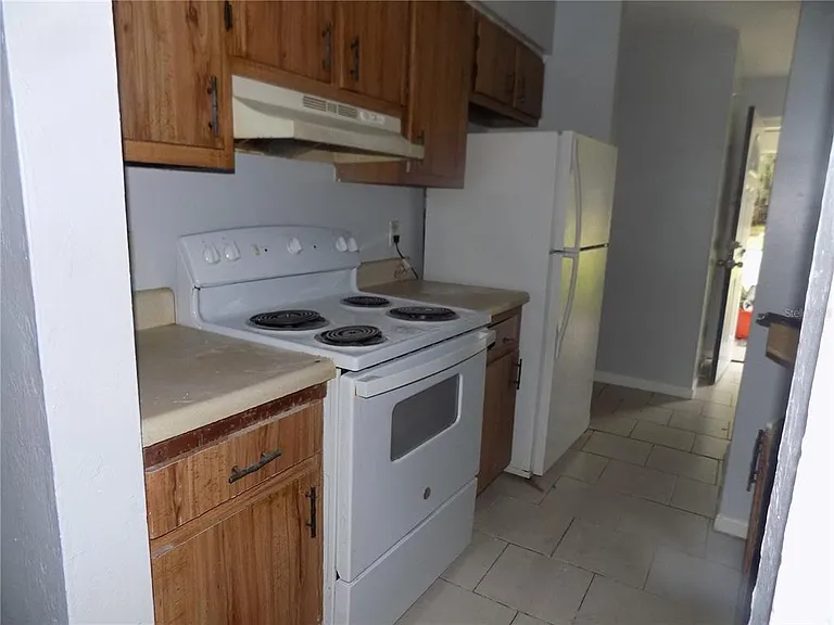 6124 SW 10th Pl #A — Photo 7