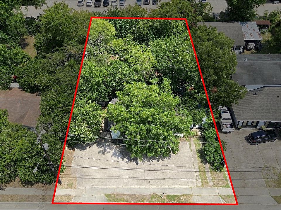 1st image of 2082 Antoine Dr