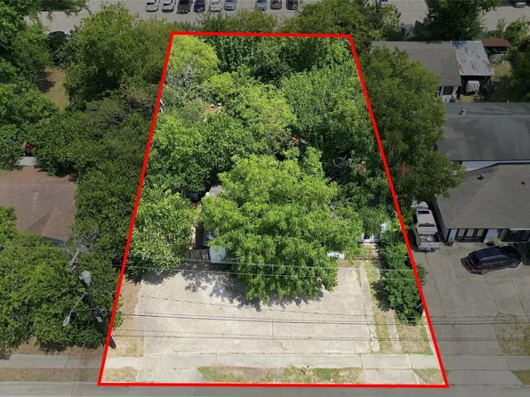 2082 Antoine Dr, Houston, TX 77055