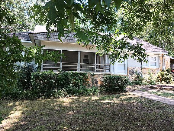 Screened Porch Front VIew