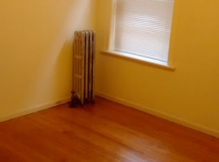 8121 S Maryland Ave APT 3, Chicago, IL 60619