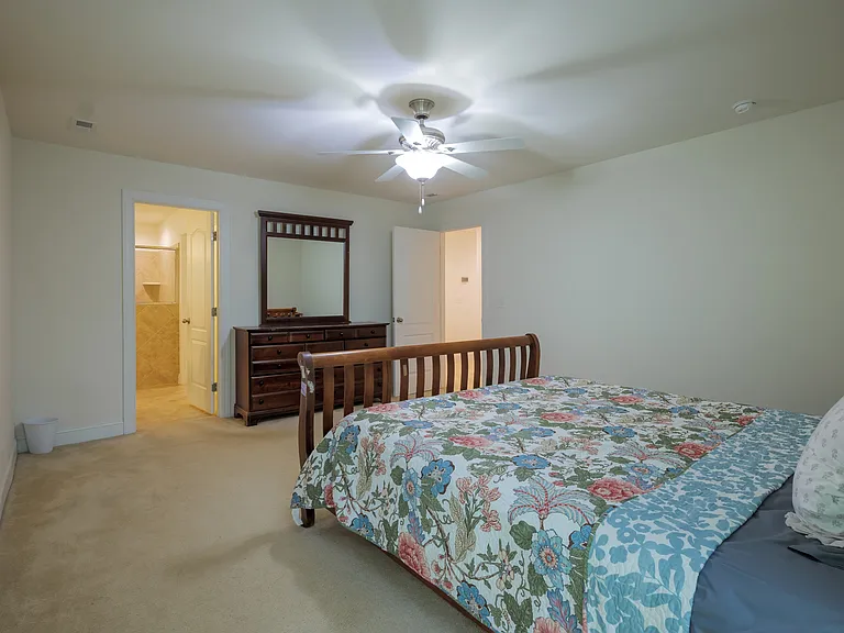 411 Alamosa Pl — Photo 55