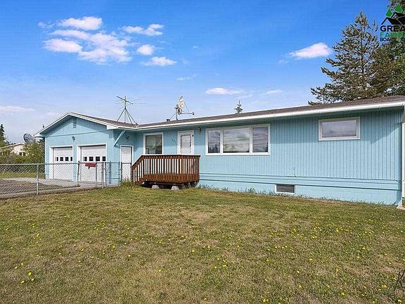 2nd image of 1881 Aurora Dr